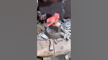 technique for making a hole for the handle on an axe #technique #handle #axehandle #axe