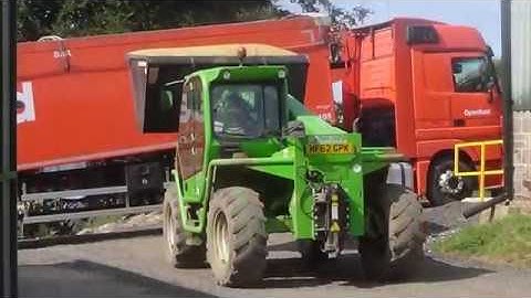 Loading the Grain Lorry with Merlo