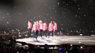 [FANCAM 4K] 160221 EXO (엑소) – Lucky @ EXO’LUXION in NY
