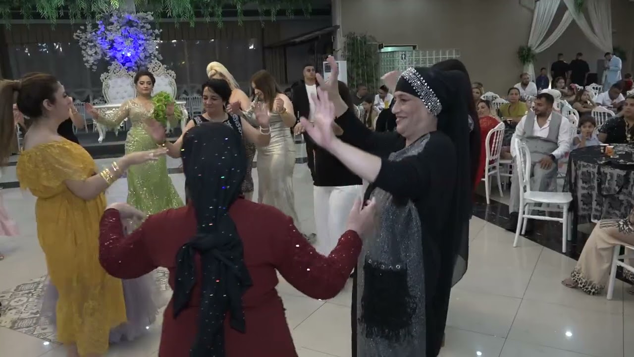 Mahmure ile Harun Kayalar ailesi Resül paşanın düğünü