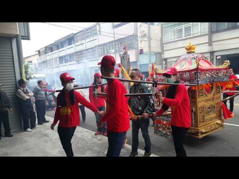 2016 02 27臺中沙鹿鹿峰鹿寮開基福德祠往桃園龜山坪頂大湖福德宮進香回駕遶境   桃園同義軒 北落地吹 & 鹿峰鹿寮開基福德祠【福德正神】主帥轎 & 臺中大雅郭王會 聯合小法團