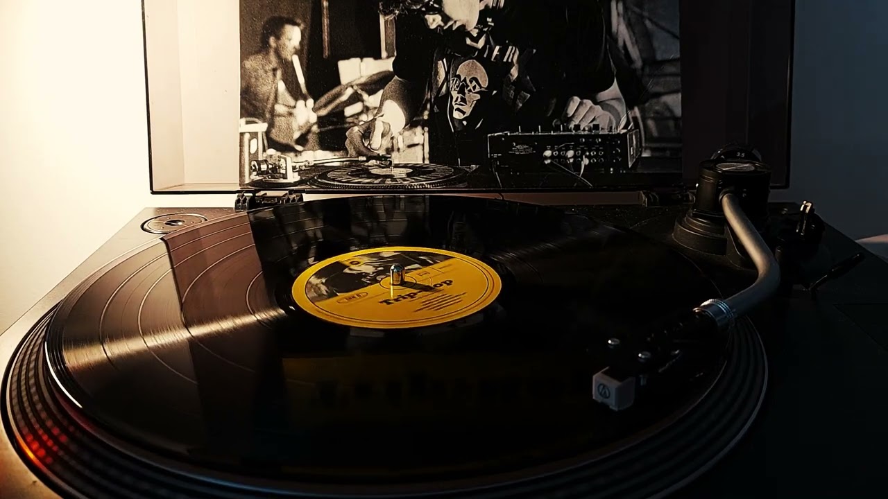 Guts - Ghetto In Paradise | Vinyl ⬤ | [Wagram Music – 3440396