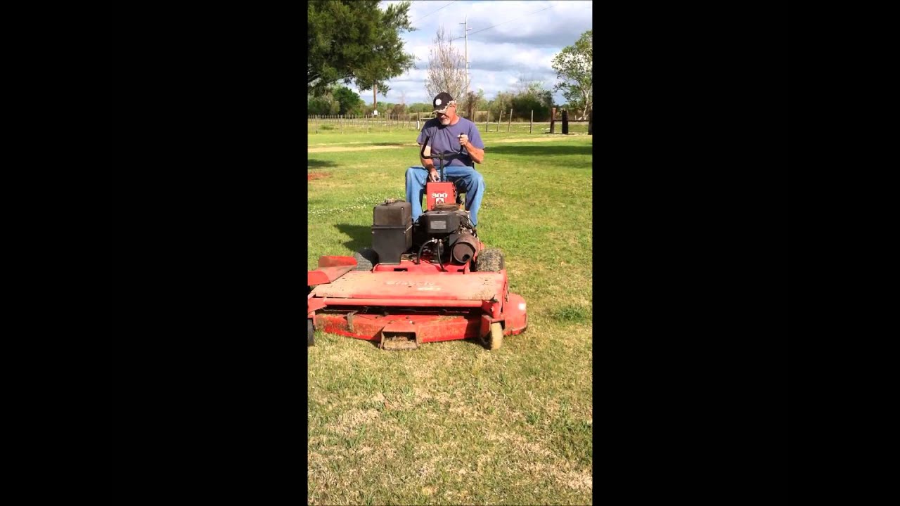 Gravely Promaster 300 - YouTube