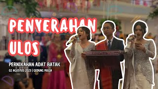 Penyerahan Ulos - Pernikahan Adat Batak Maxwell Pradolin Malau \u0026 Rifka br Situmorang