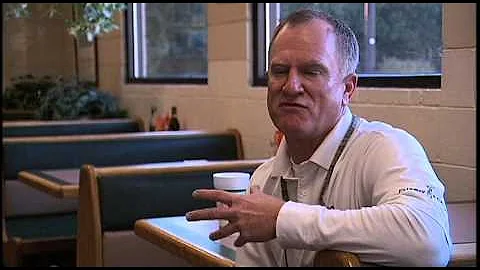 Flip the Birds: Brown Thrasher pretty but useless