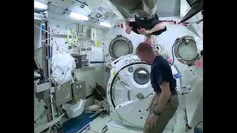 Astronaut Tim Peake does a science experiment from space