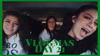 Last Minute Christmas Shopping | Vlogmas Day 21