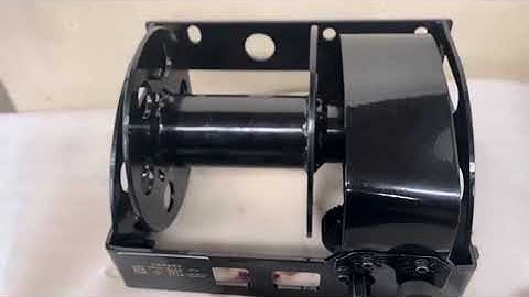 Manual Self-Locking Two-Speed Winch with Wire Rope