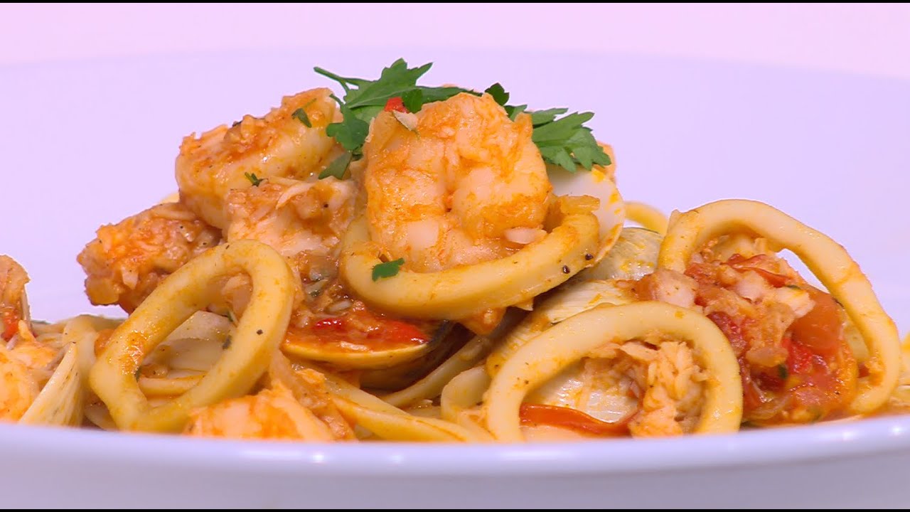 مكرونة سي فود صوص أحمر | هشام السيد