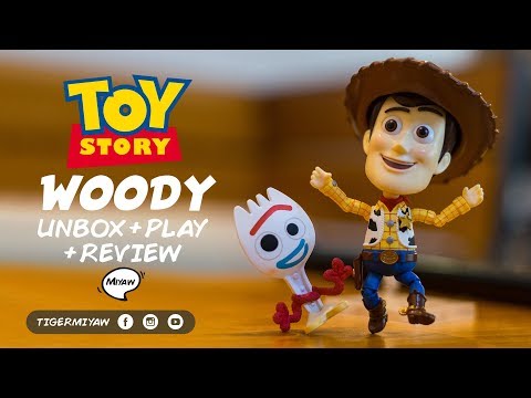 Unboxing Woody & Forky (Toy Story 4) 