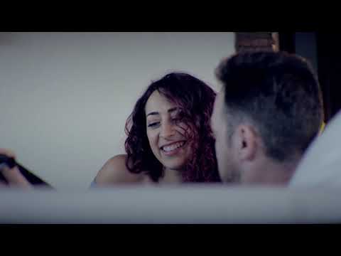 Veronica Perseo -  Vivere a metà