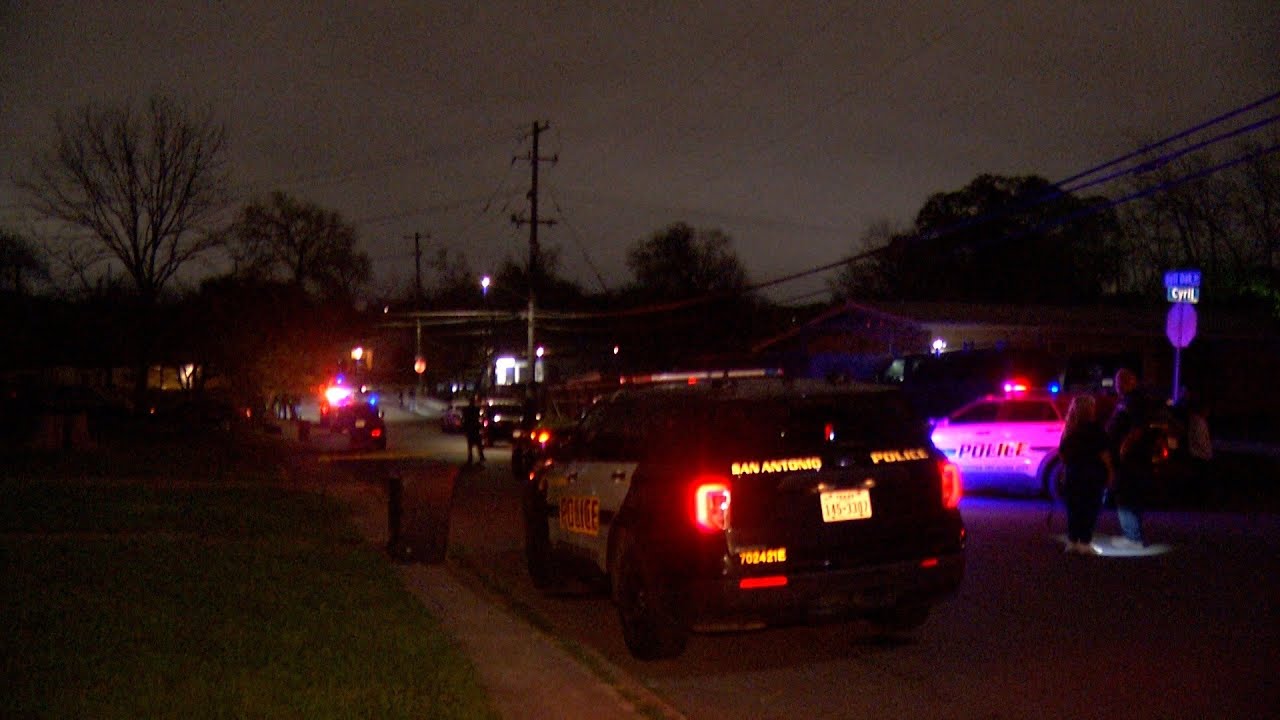 17-year-old girl found dead in ditch on Northeast Side, SAPD says