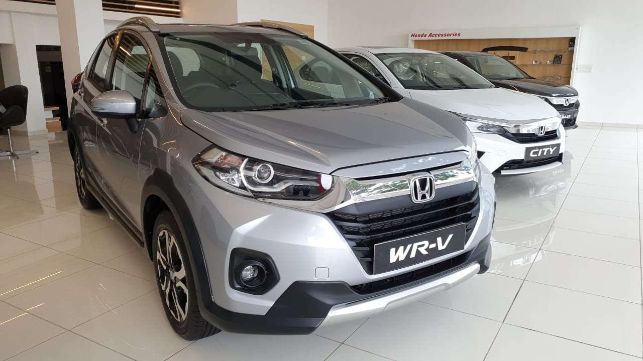New Honda Wr V Bs6 Launched Sunroof Led Headlamps Exterior Interior Walkaround In 4k 60fps Youtube
