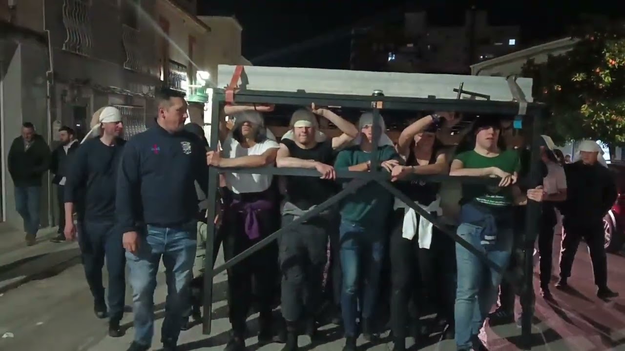 3 ensayo de costaleros de Jesús Cautivo (3 Parte)