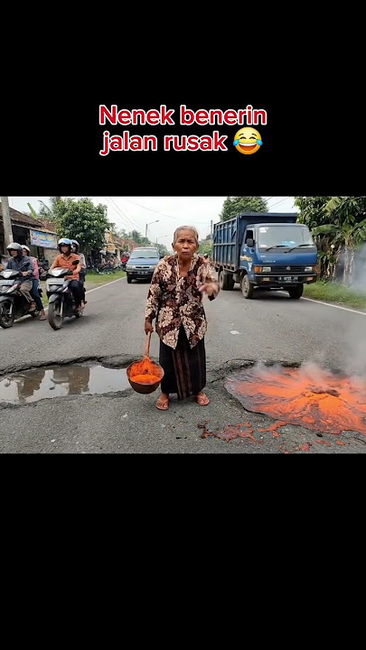 Nenek benerin jalan rusak #trendingshorts #videolucu #ai