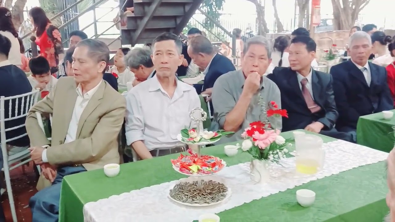 Lễ cưới con trai bà lâm thôn Hương vĩnh ngọc tảo 2026