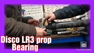 discovery 3 LR3 rear propshaft centre bearing replacement. how to fit and repair
