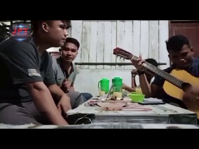 Lagu Batak Terbaru Rasa Lapo Tuak -- Marnini Marnono - Sabar Tupang Feat Kawan-kawan (Cover Lagu) class=