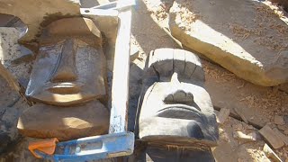 Фигурки истуканов из дерева и камня Moai. Easter Island Idols