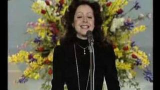 Vicky Leandros - Theo, wir fahr'n nach Lodz