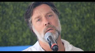 Video thumbnail of "Rufus Wainwright performs Somewhere Over the Rainbow at Project Angel Food"