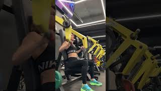 🏋️Тренировка грудной мышцы, передней дельты,трицепс. 5 упражнений в тренажерном зале. Фитнес