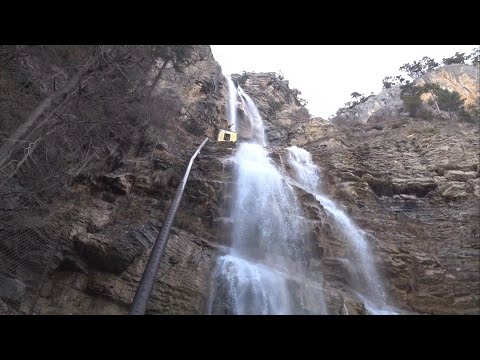 Video: Kde sú vodopády v Chasing waterfalls?