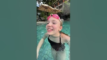 Наконец-то я поняла для чего мне щербинка #betsy #suzy