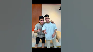 اعوذ بالله من عنيكم 