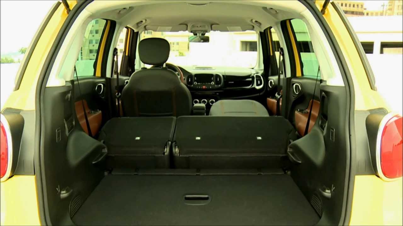 2014 Fiat 500L Trekking - Interior Dashboard | Caricos