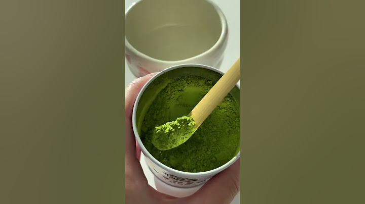 making a matcha latte at home 🍵