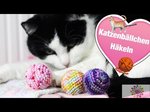 Video: Wie Man Eine Spielzeugkatze Häkelt