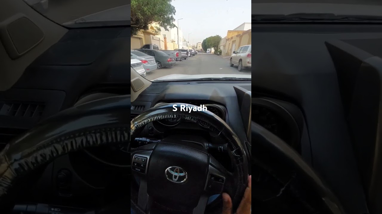 how to handle steering wheel whiledriving