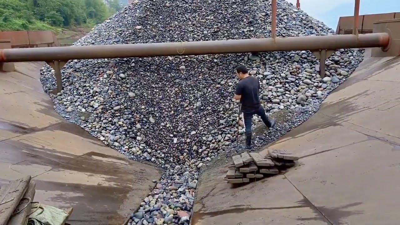 The conveyor belt has started the stone being transported YouTube