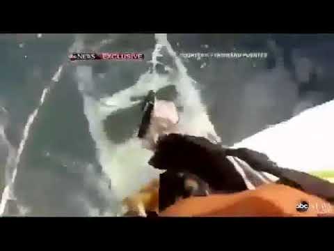 შოკისმომგვრელი კადრები - მგზავრმა თვითმფრინავის ჩამოვარდნა შიგნიდან გადაიღო