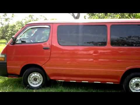 TOYOTA HIACE 2005 DIESEL 15 PASAJEROS MANUAL 4X2 3.0 - YouTube