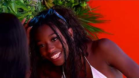 First Look: The Ladies Can’t Get Enough of the New Bombshell | Love Island USA on Peacock