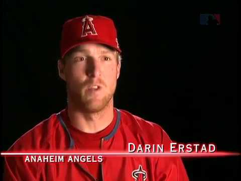 Mavin  2002 World Series Anaheim Angels Darin Erstad #17 Red