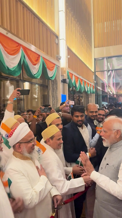 Indian community warmly welcome PM Modi upon his arrival in Dubai | World Climate Action Summit