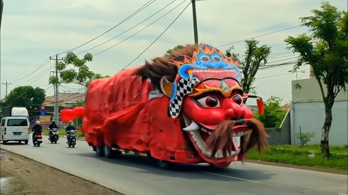 Paypoq ichida shirali porno