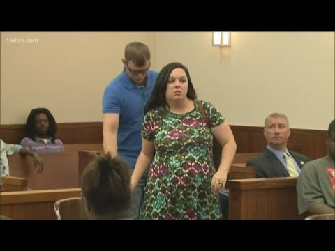 Mother disputes ticket after officer saw her little boy peeing in gas station parking lot