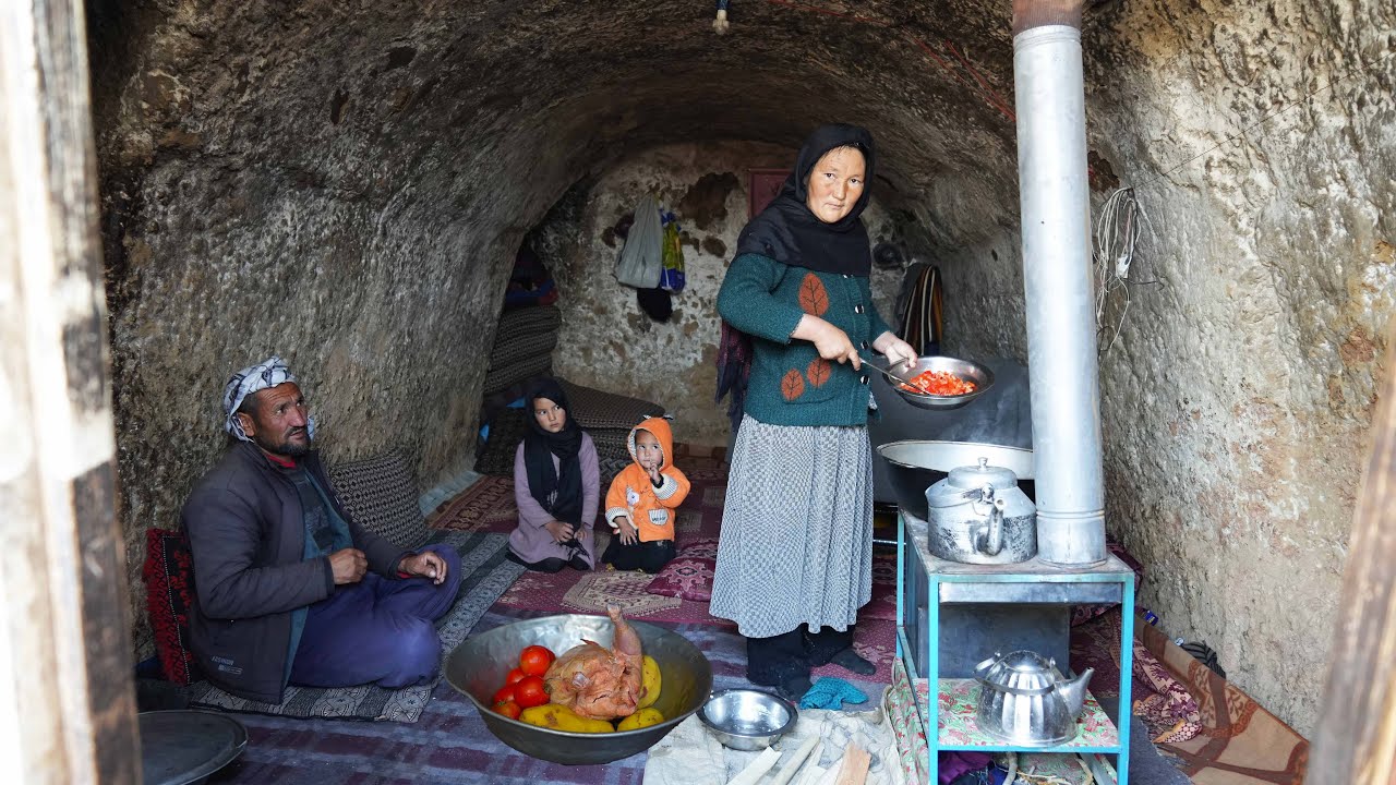 Khosrow's Roof Insulation: A Beautiful Documentary of the Hardworking Nomadic Family's Lifestyle