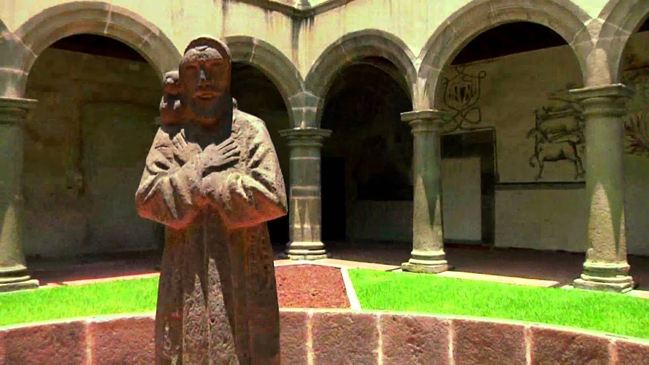 Claustro del Convento de San Gabriel en Cholula.