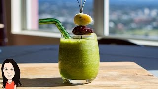 My Favorite Vegan Green Breakfast Smoothie