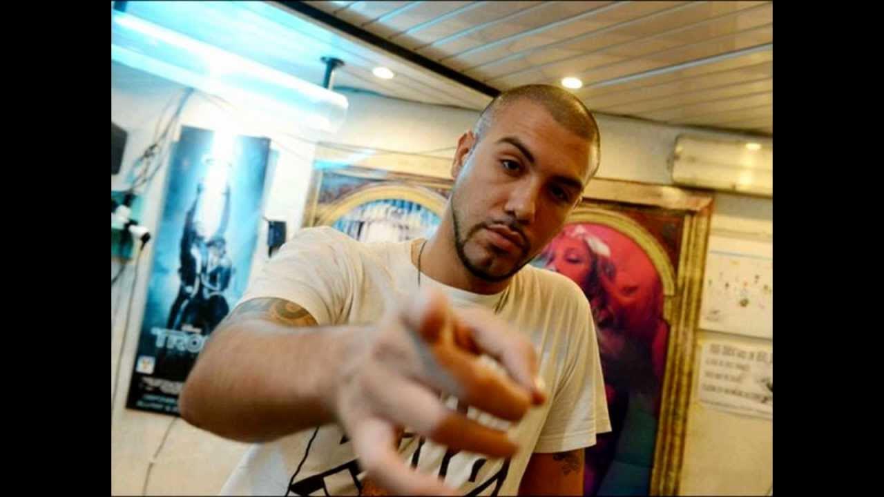 mondo marcio dentro alla scatola originale + testo YouTube