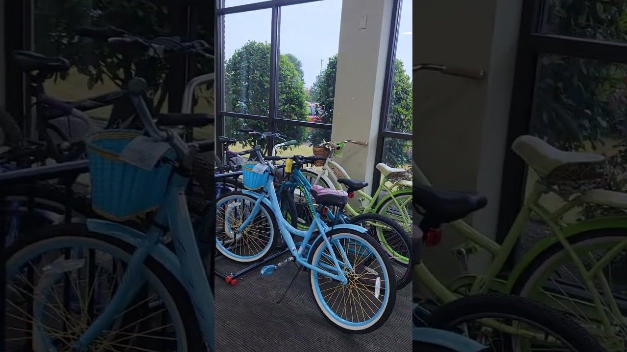 Комиссионная мебель, ковры, велосипеды, напольные часы