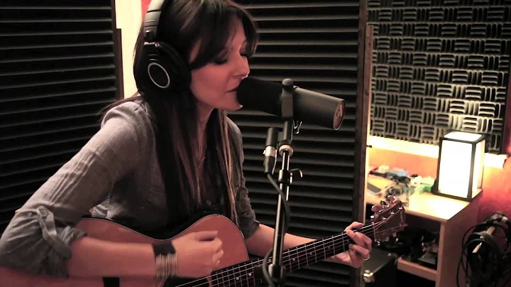 "Can't Let Go" music video by Sheila Marshall