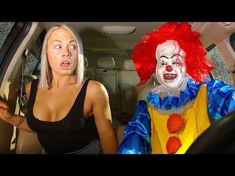 PICKED UP MY GIRLFRIEND UP IN AN UBER DISGUISE PRANK!!