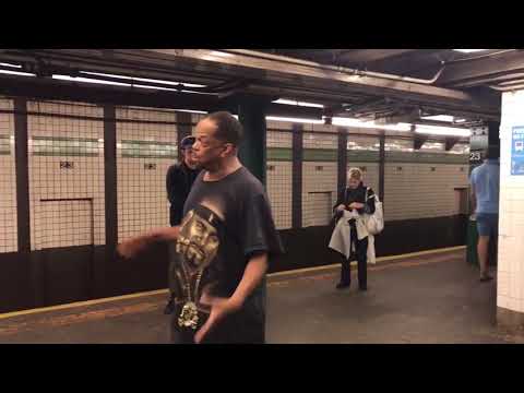 Vídeo: El Artista Callejero Basado En Juegos De Palabras Más Famoso De Nueva York Lo Cuenta Todo
