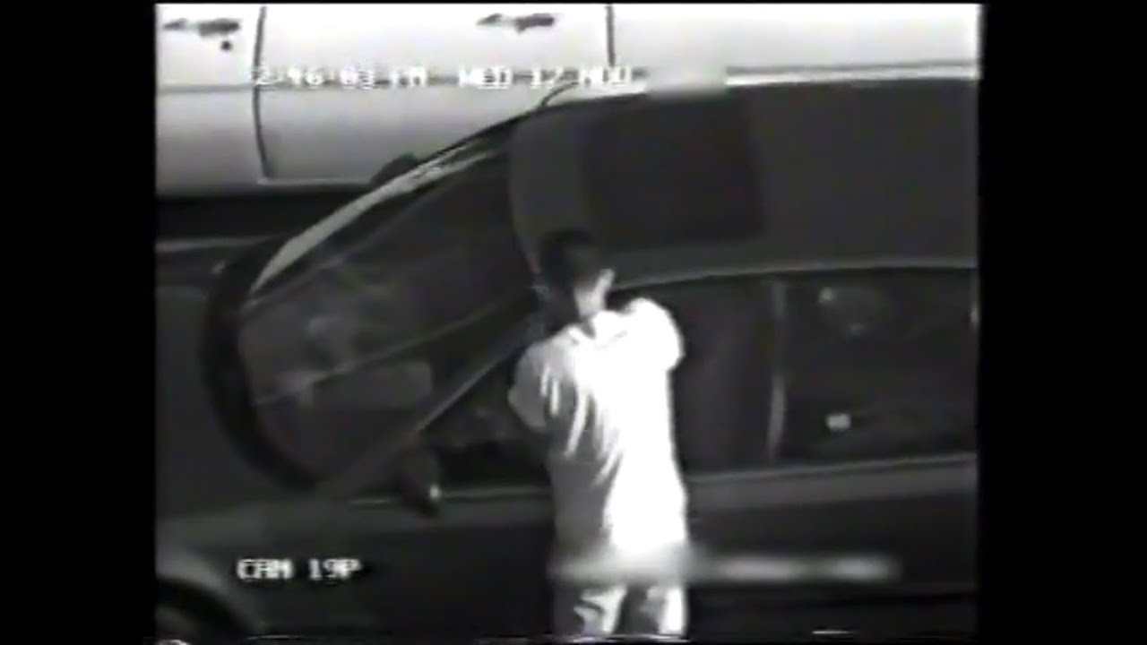 Car Thieves Caught In The Act - YouTube